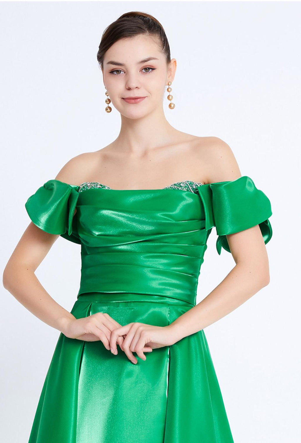 Emerald Radiance Chiffon Gala Gown
